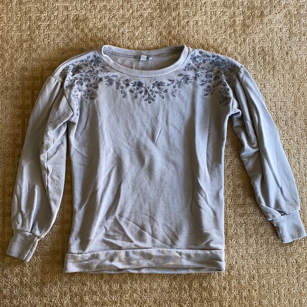 Detailed Crewneck